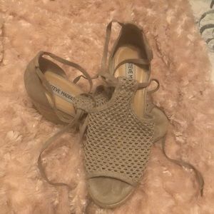 Adorable espadrilles sandals